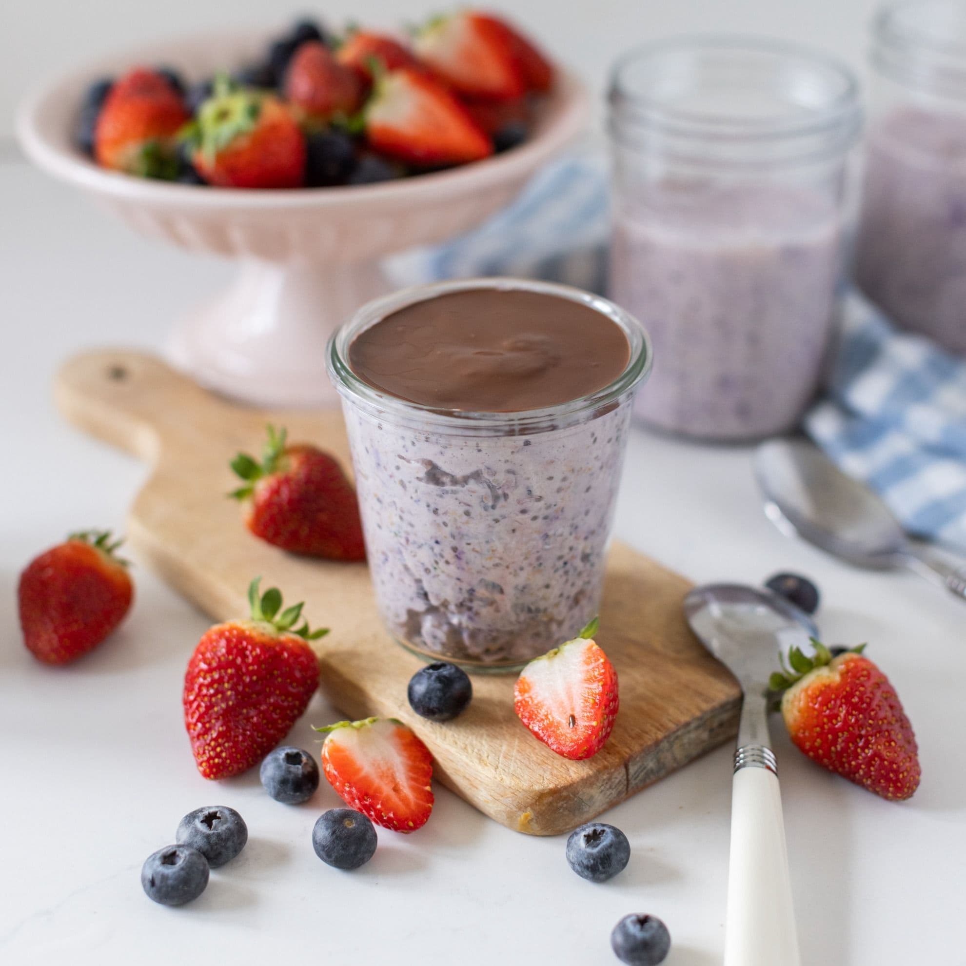 Very Berry Blended Overnight Oats banner image