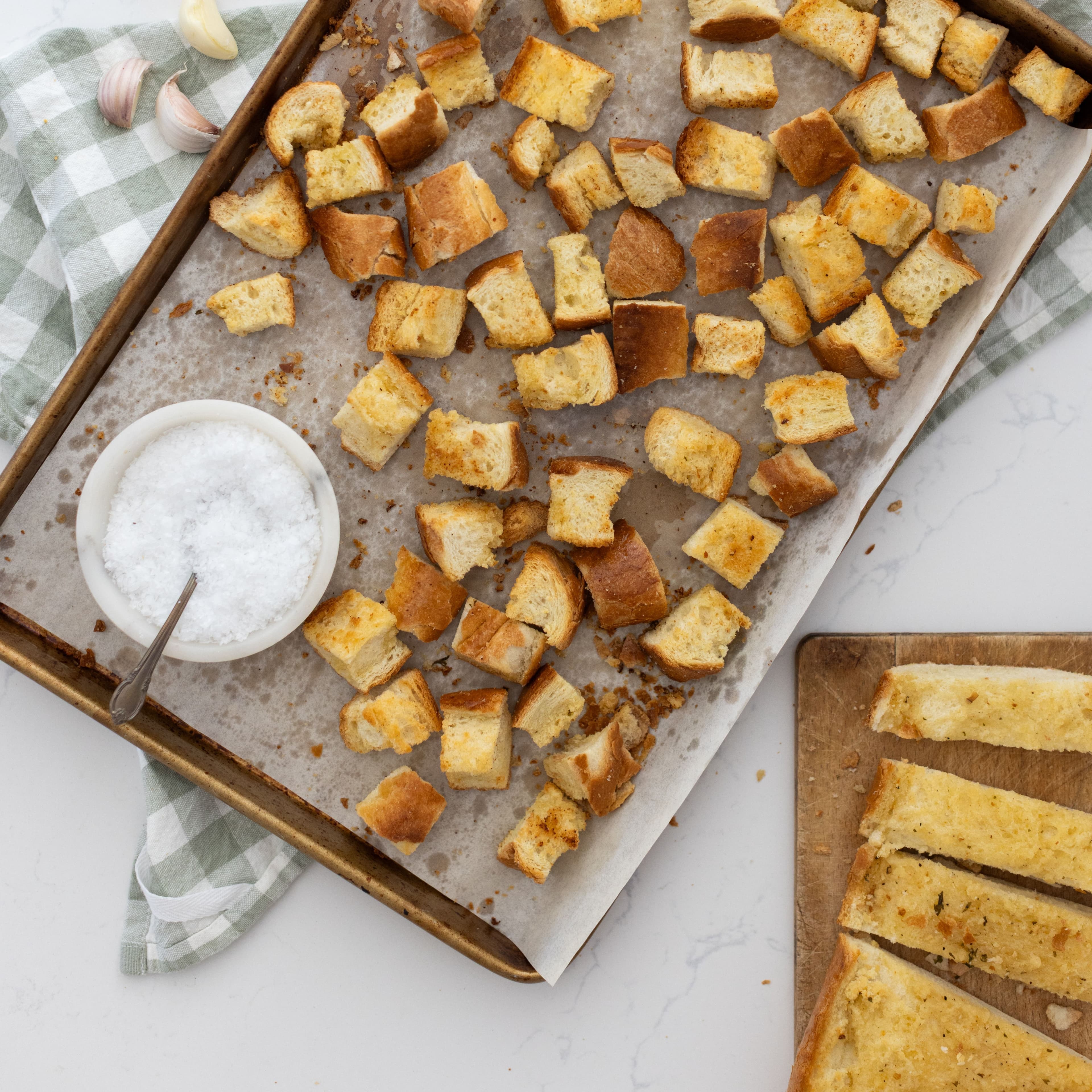 Garlic Bread Croutons banner image