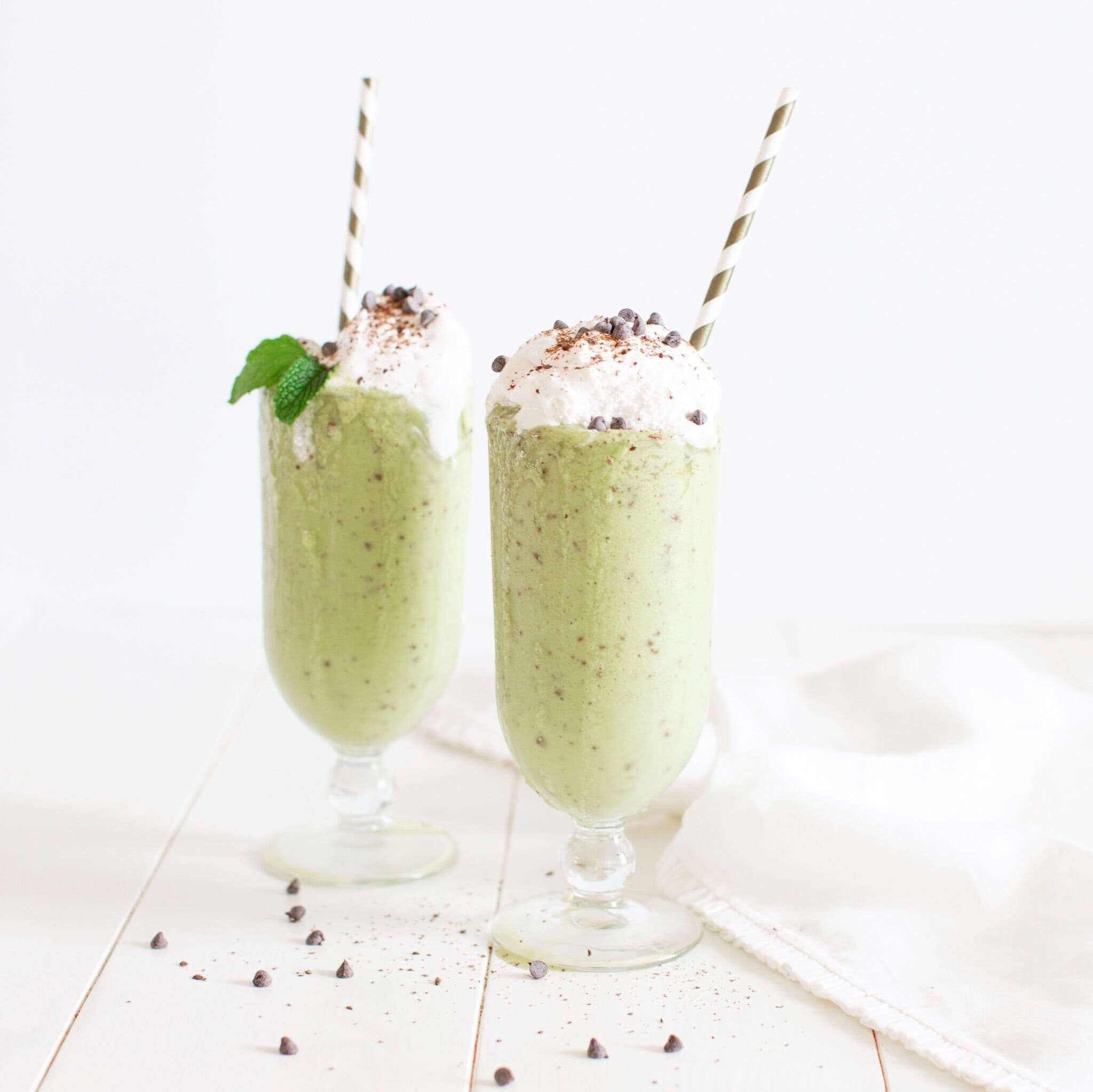 Mint Chocolate Chip Smoothies banner image