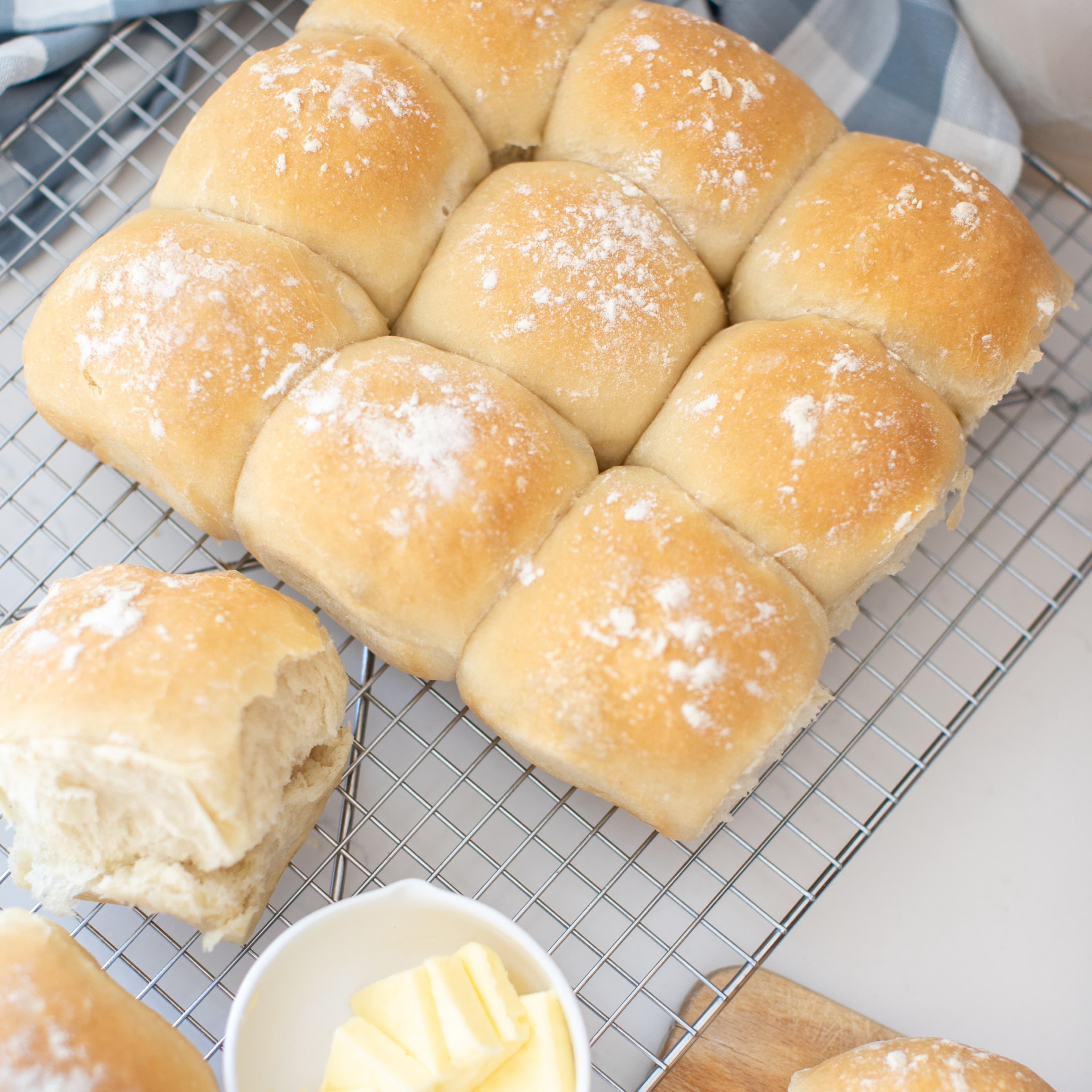 Perfect White Buns banner image