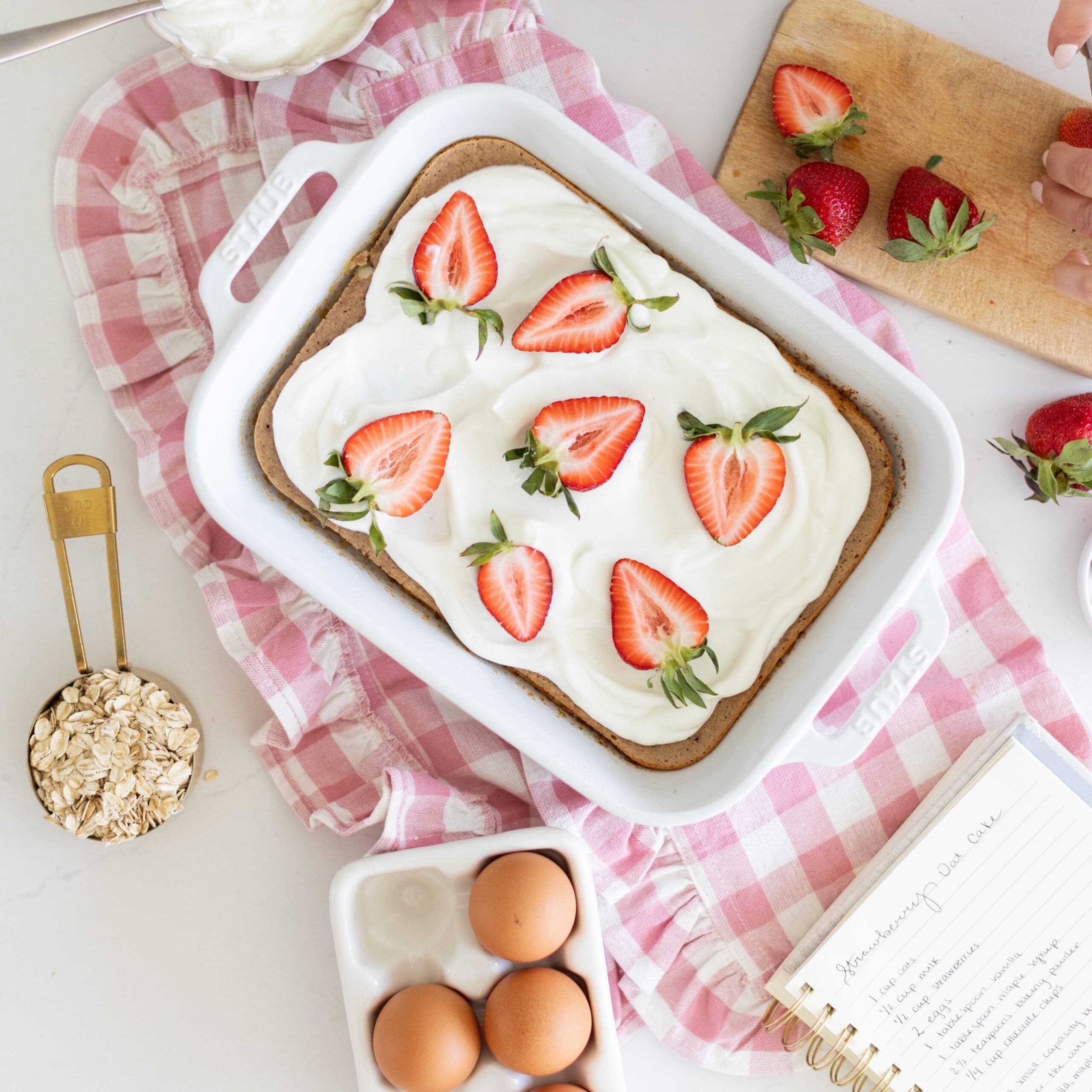 Strawberry Blender Oat Cake banner image