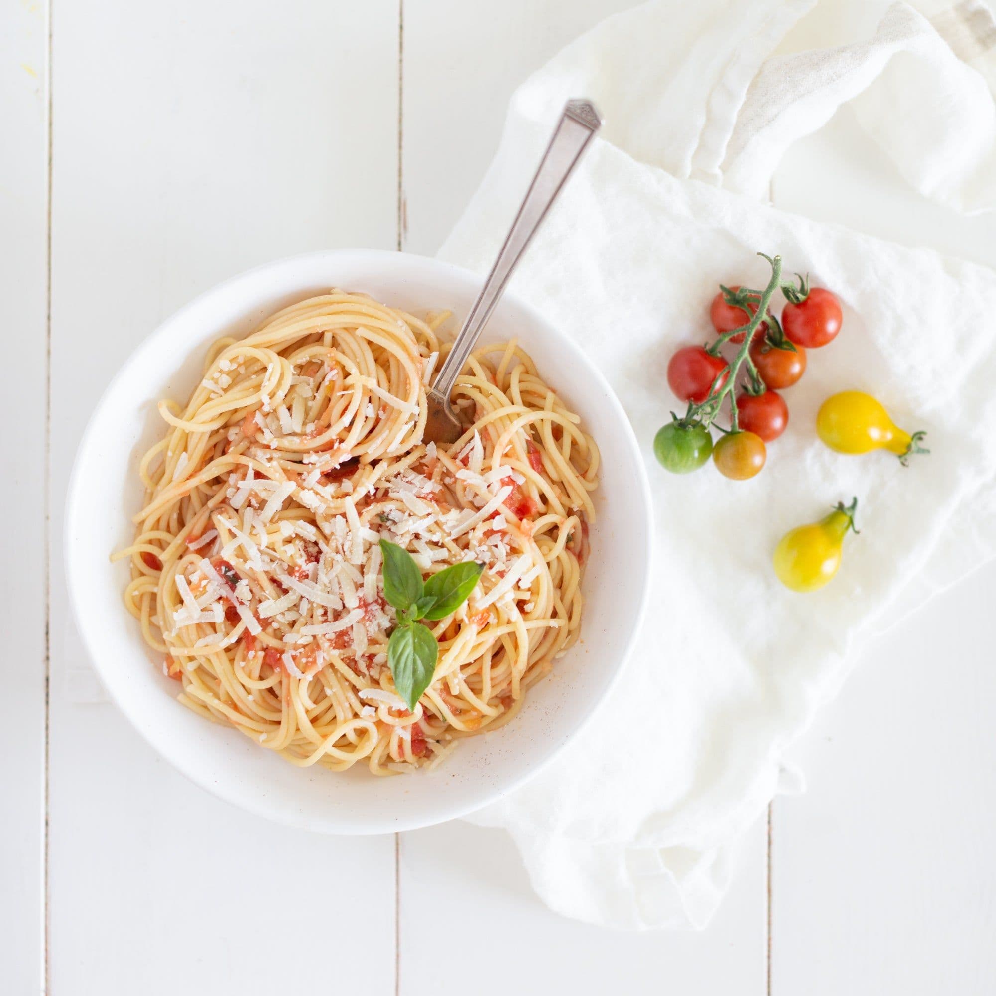 One Pot Bruschetta Pasta banner image